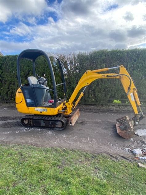 mini jcb|jcb 1.5 tonne mini digger.